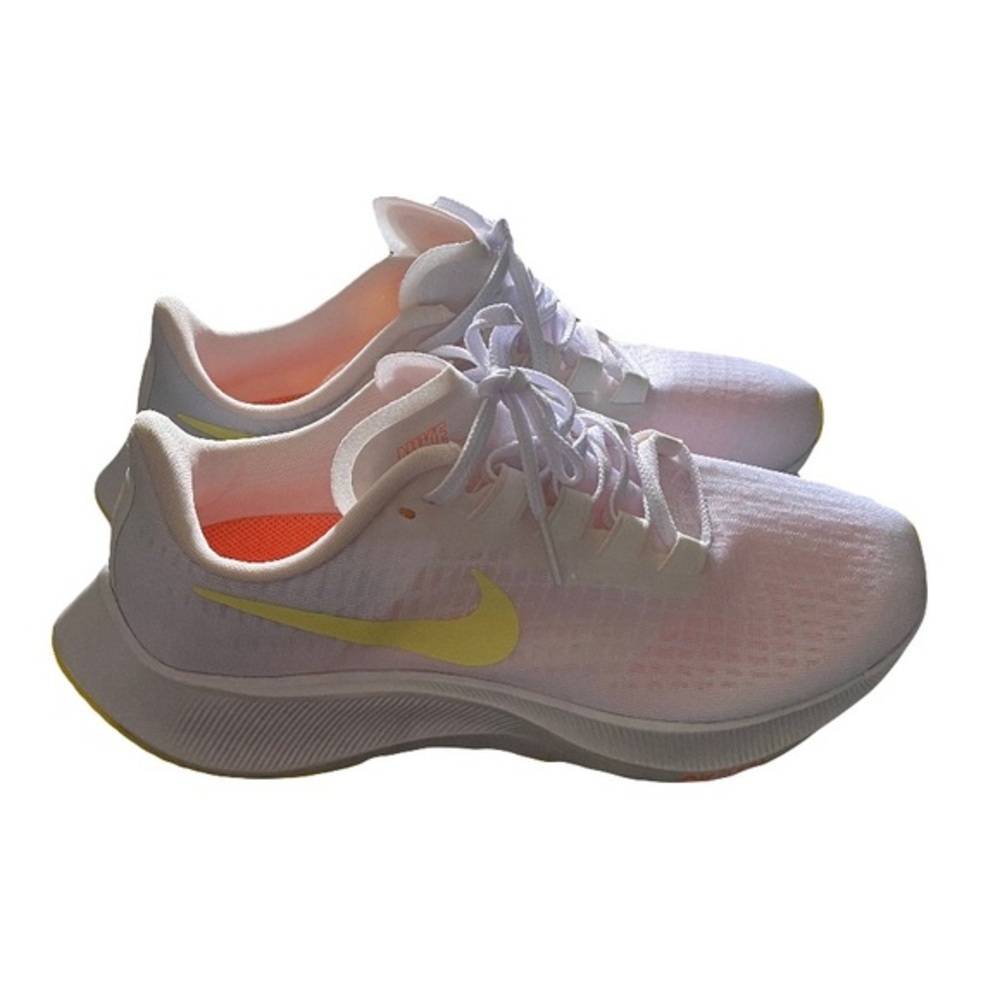 Nike Women's White Yellow orange Pegasus Running Shoes size 91/2